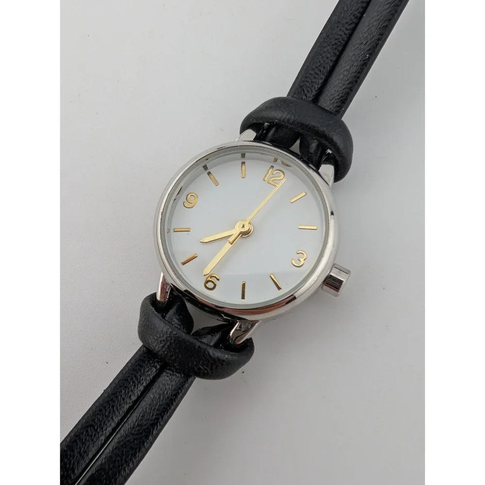 Time‎ and Tru Watch Women 22mm Silver Case Black Faux Leather Band- New Battery